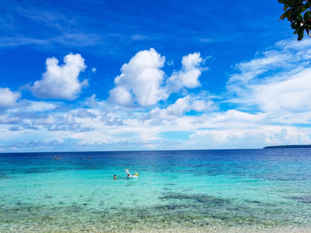 8 Reasons to Visit the Philippines - Life Beyond Home